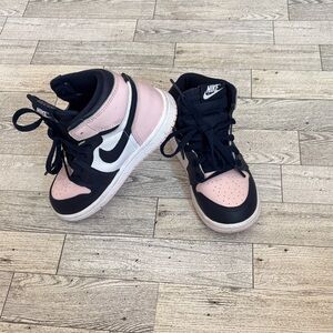 Jordan 1 Retro High OG Atmosphere ‘Bubble Gum’ Pink Obsidian